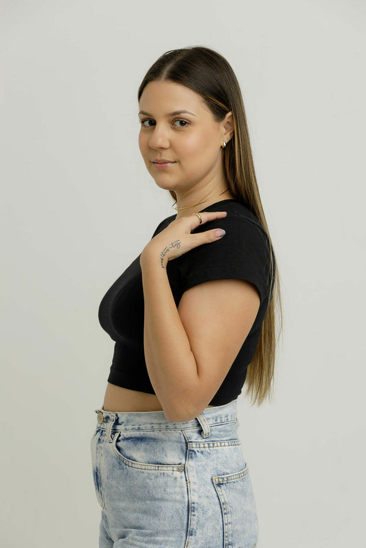 Cropped Manga Curta Preto Olive