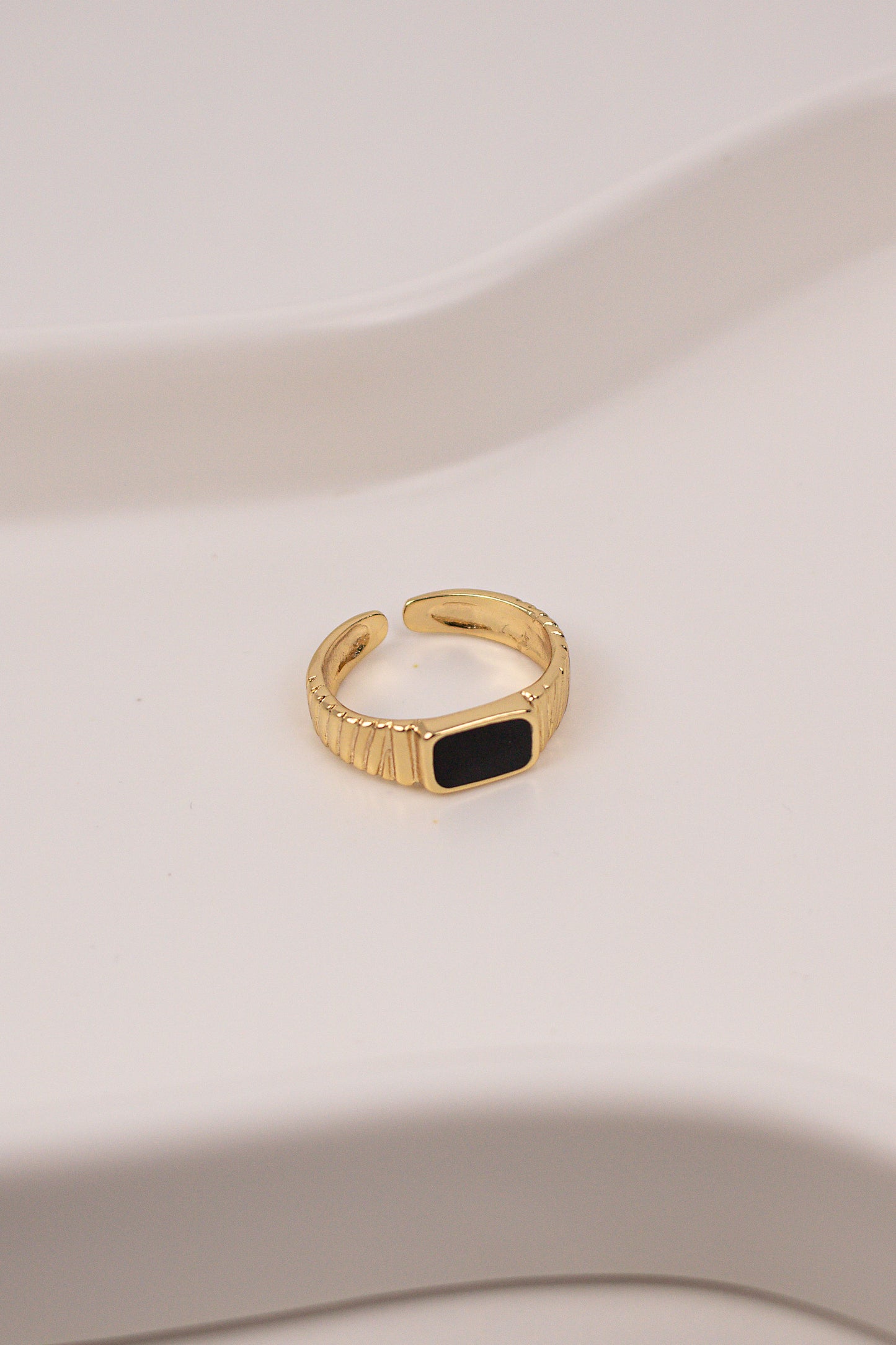 Anel Amélie Dourado