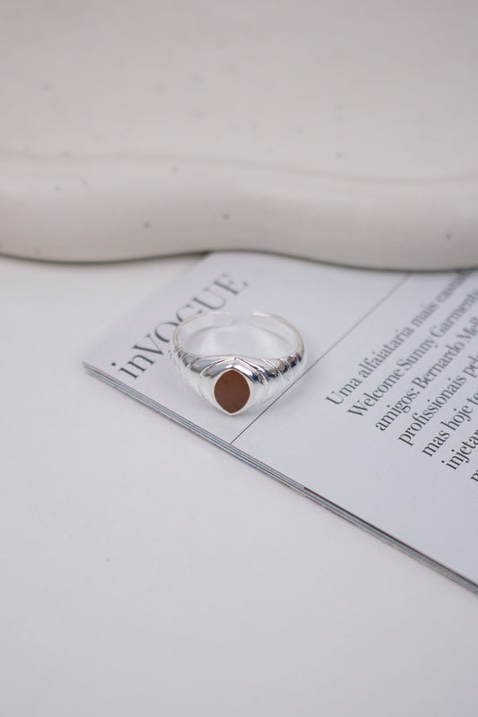 Anel Charllote Prata