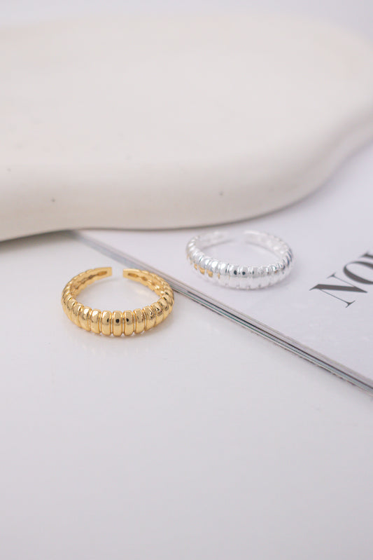 Anel Poliana Dourado