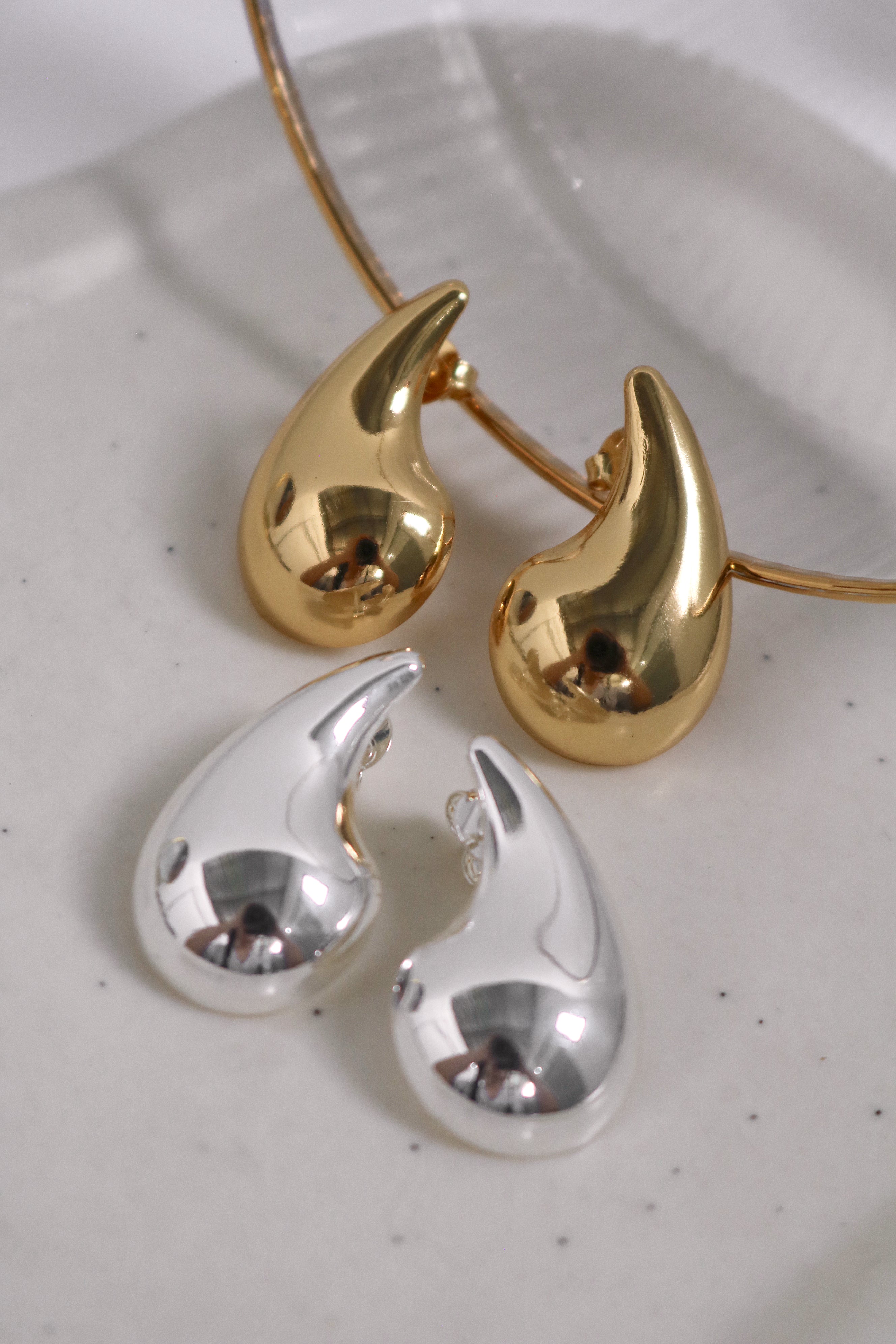 Brinco Gota Dourado